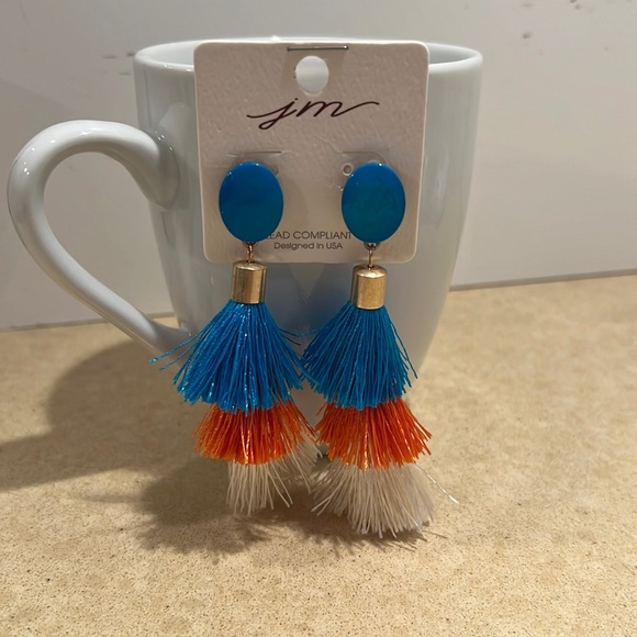 j m brand earrings!  Tiered Tassles!  NWT! - Picture 1 of 6